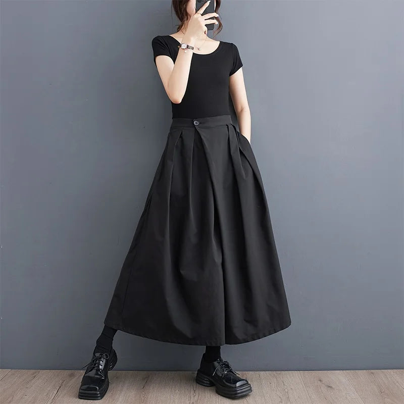 Minimalist Black Hakama Pants - Wide-Leg Japanese Style | Tengura Store