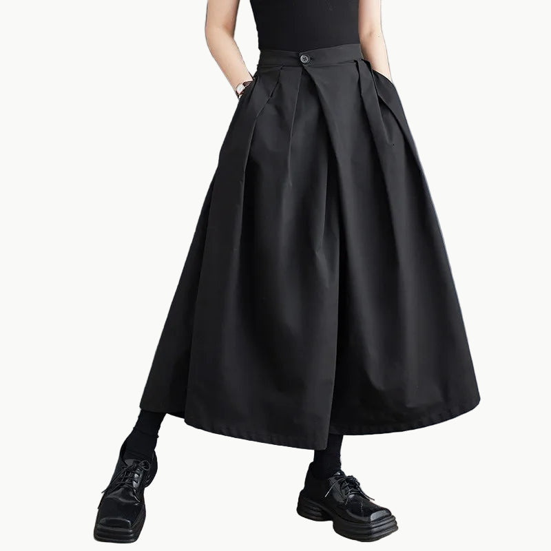Minimalist Black Hakama Pants - Wide-Leg Japanese Style | Tengura Store